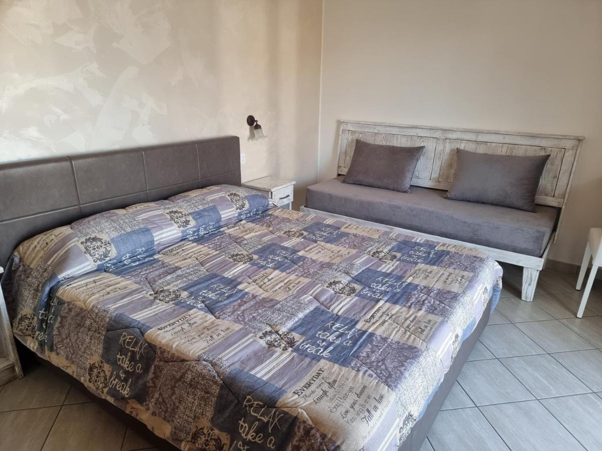 روشيلا لونيكا B&B E Casa Vacanza Al Castello المظهر الخارجي الصورة